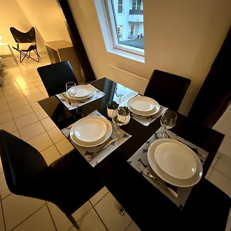 Nid Douillet Proche Orly Aéroport